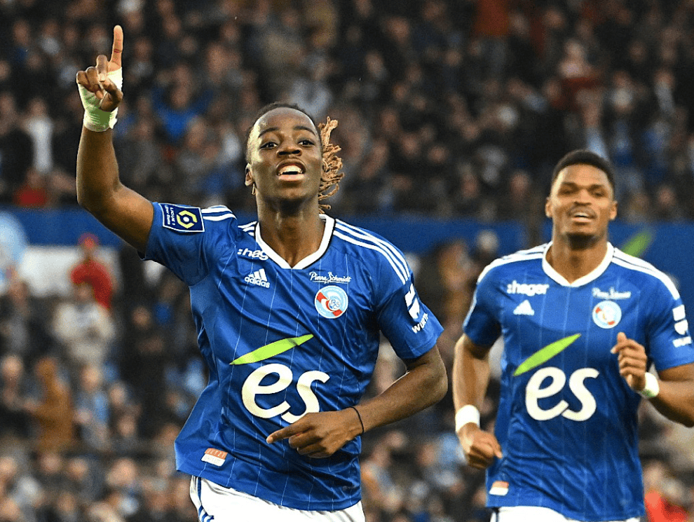 本场比赛斯, cente